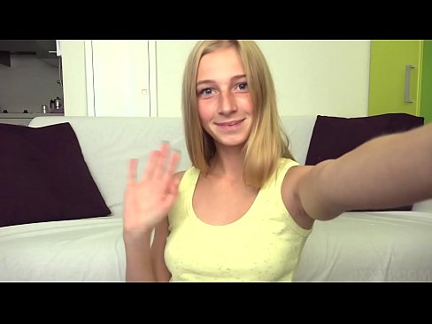 ❤️ Aspertuta nagoenean alferrak masturbatzen dut nire pussy arrosa ❤️ Super sexua gugan ☑